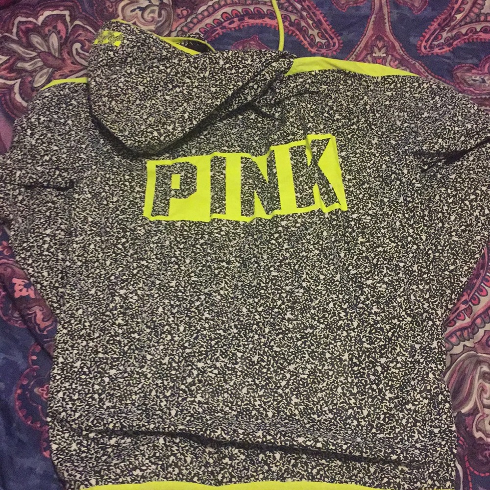 VS Pink jacket - Picture 4 of 4